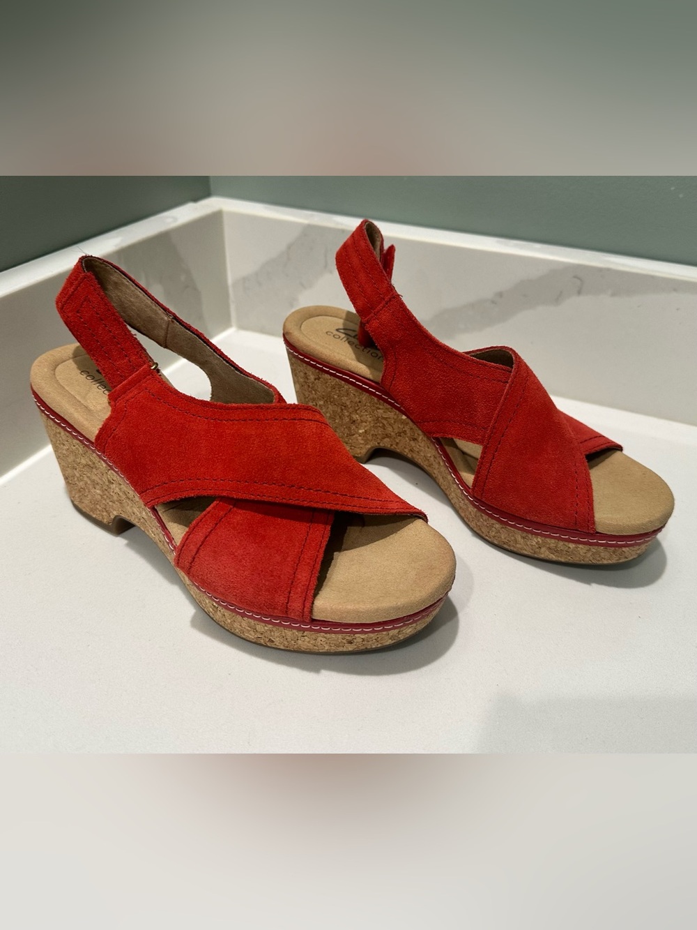 Clarks Womens Giselle Dove Wedge Sandals platform suede womens size 7M